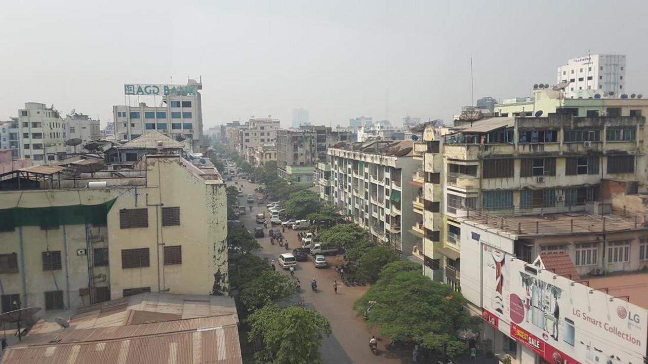 Unity Hotel Mandalay Exterior foto