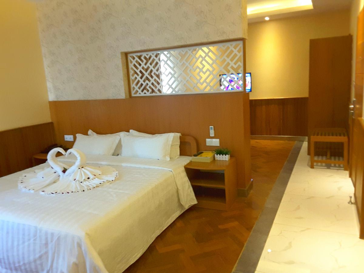 Unity Hotel Mandalay Exterior foto
